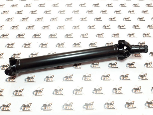 Карданный вал передний на VOLVO BL60B, BL61B, BL70B, BL71B (код: 16208728, VOE16208728, VOE 16208728) Карданный вал передний на VOLVO BL60B, BL61B, BL70B, BL71B (код: 16208728, VOE16208728, VOE 16208728)