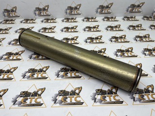 Палец трапеции задней стрелы 50х285мм на CAT 428, 432 (код: 3209164)
