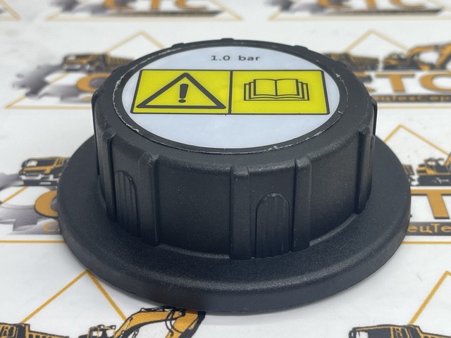 Крышка расширительного бачка для двигателя Diesel Max T4 на JCB ( код: 333/D0031) Крышка расширительного бачка для двигателя Diesel Max T4 на JCB ( код: 333/D0031)