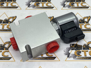 Клапан гидравлический в сборе с блоком для гидролинии JCB (код: 333/C3871)