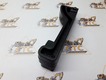 Ручка для бокового стекла, правая на JCB 3CX, 4CX код: 331/38532R, 116/00822 Ручка для бокового стекла, правая на JCB 3CX, 4CX код: 331/38532R, 116/00822