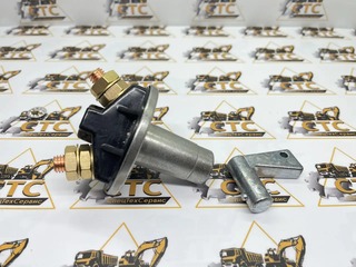 Выключатель массы, с ключем на JCB 3CX, 4CX (код: 701/47400)