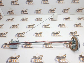 Датчик уровня топлива на JCB 3CX, 4CX (код: 716/15100)