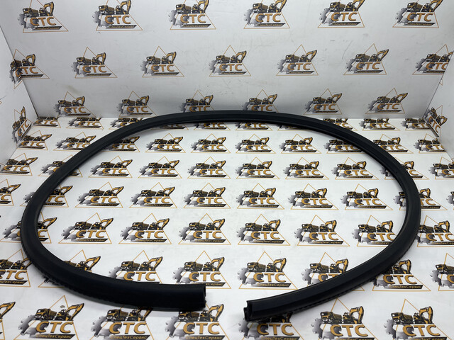 Уплотнение заднего стекла, боковое на JCB 4CX, 3CX (код: 904/20302) Уплотнение заднего стекла, боковое на JCB 4CX, 3CX (код: 904/20302)